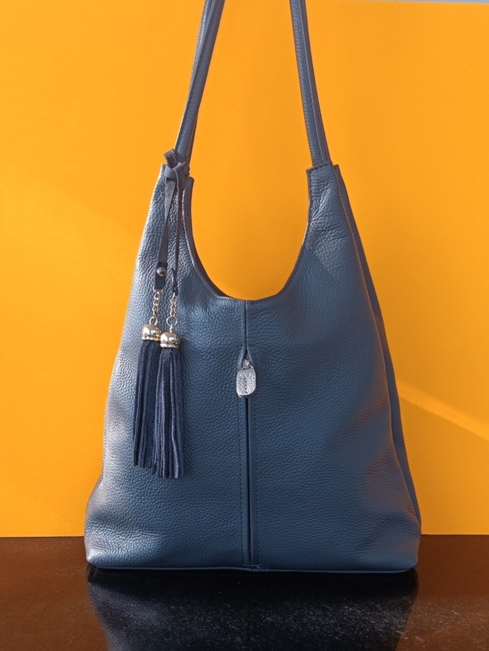 Genuine LeatherClassic Navy  Hobo Bag  Made In Italy Size15×13×3.5